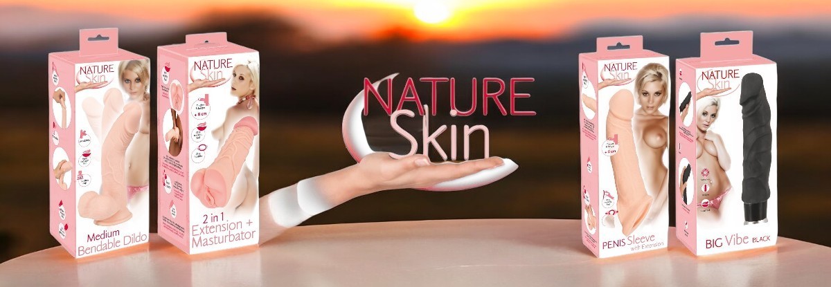 Penis Sleeve With Bullet vibrējošie dzimumlocekļa uzmavas 1 Nature Skin prekės ženklo puslapio iliustracija